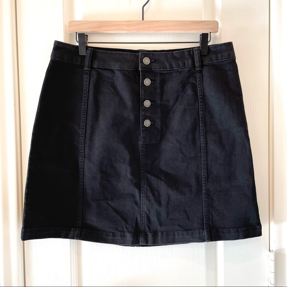 Banana Republic Black Button Front Denim Mini Skirt